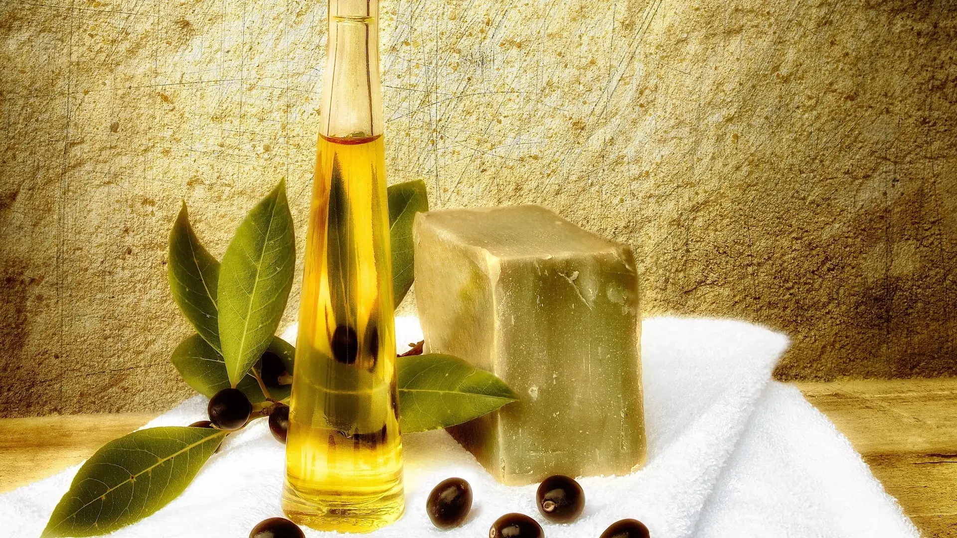 Aleppo-Seife Inhaltsstoffe - Lorbeerblätter und Olivenöl Mit Aleppo Seife